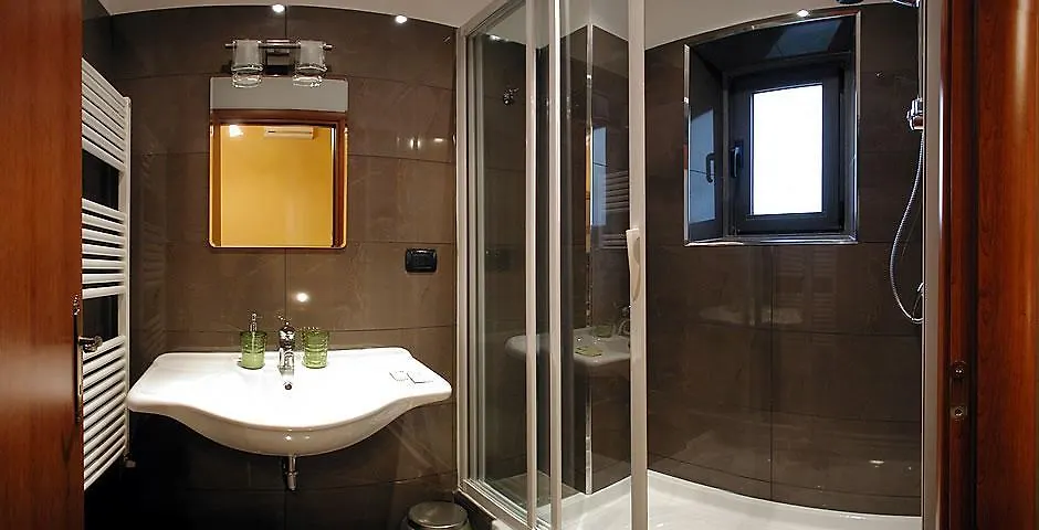 La Luna Guest House Florence 3*,